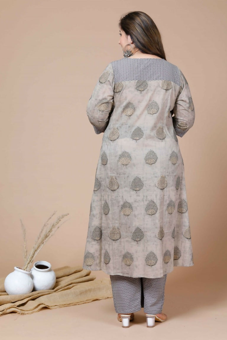 Miravan Women's Plus Size Beige Floral Printed Pure Cotton A-Line Kurta With Palazzo