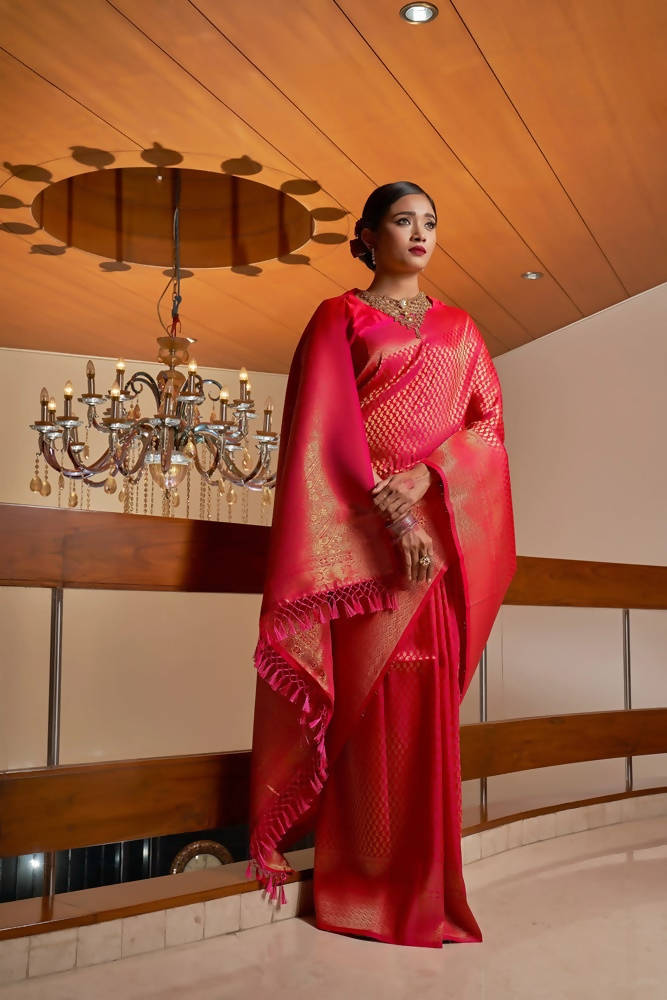Vardha Scarlet Pink Golden Zari Kanjeevaram Silk Saree