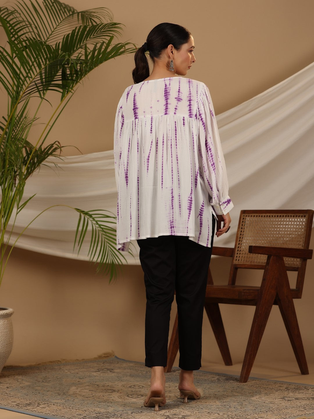 Juniper Women's Lavender Mirror Embroidered Rayon Crepe Tie-Dye Tunic With Tassels