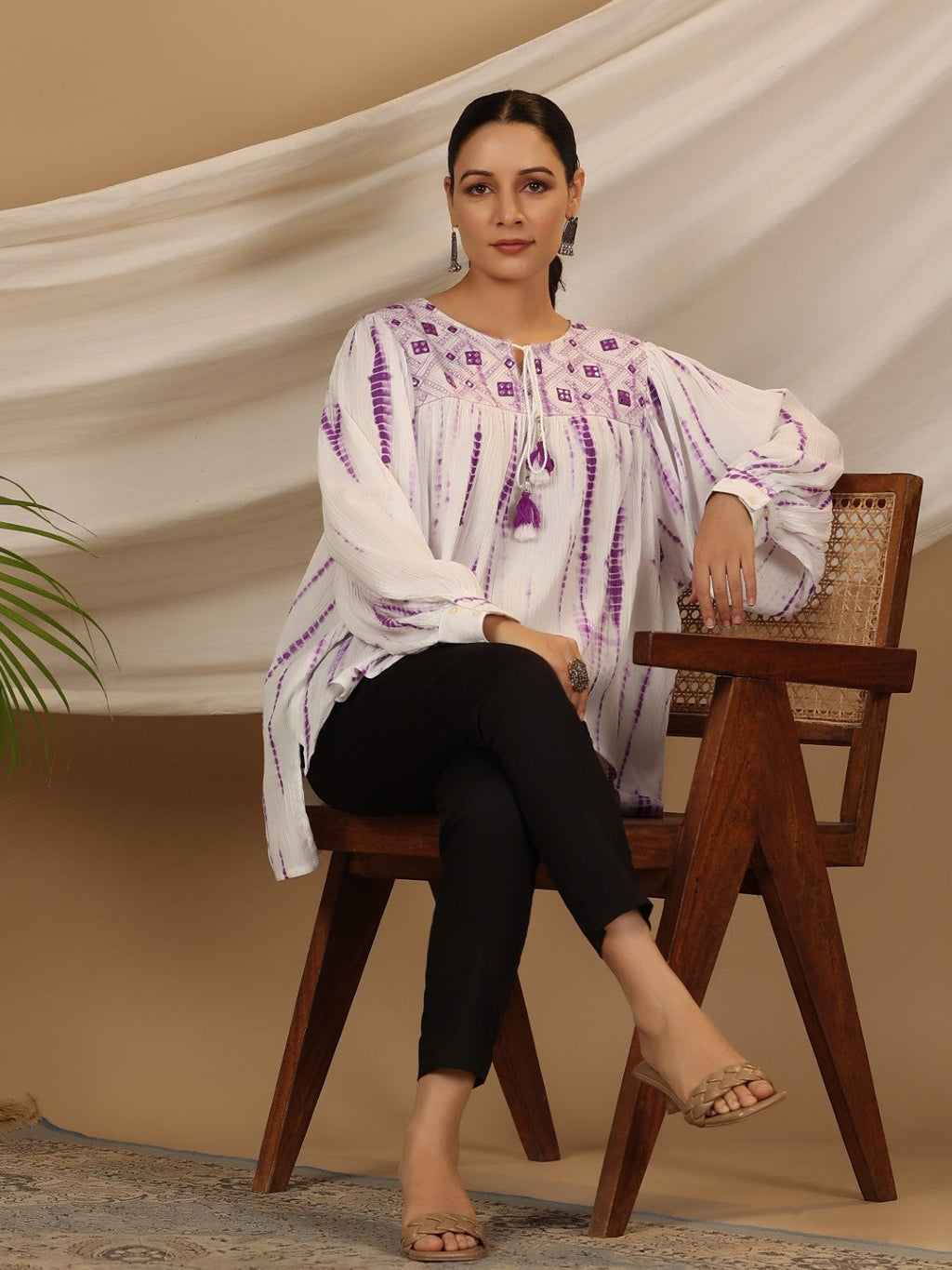 Juniper Women's Lavender Mirror Embroidered Rayon Crepe Tie-Dye Tunic With Tassels
