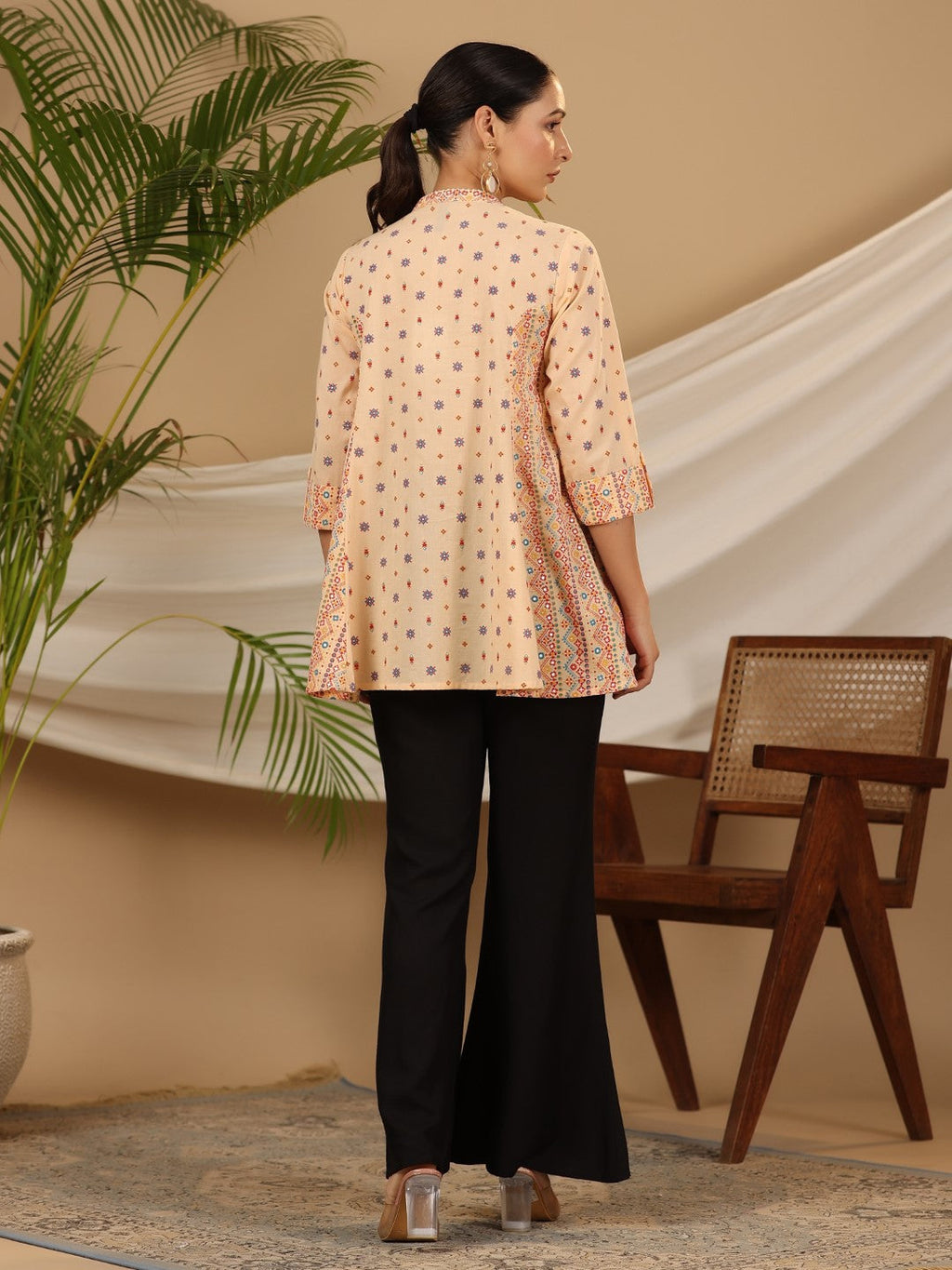 Juniper Women's Peach Tribal Printed Pure Cotton Tunic With Beads Work