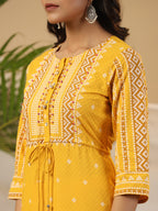 Juniper The Madhubala Women Mustard Geometric Printed Rayon Kurta With Contrast Beadwork Sequins & Tassels - Distacart