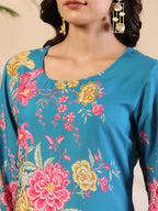 Juniper Women's Blue Rayon Floral Printed Straight Kurta