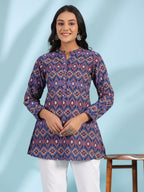Juniper Women's The Crafted Geometrics Blue Geometric Printed Rayon Tunic