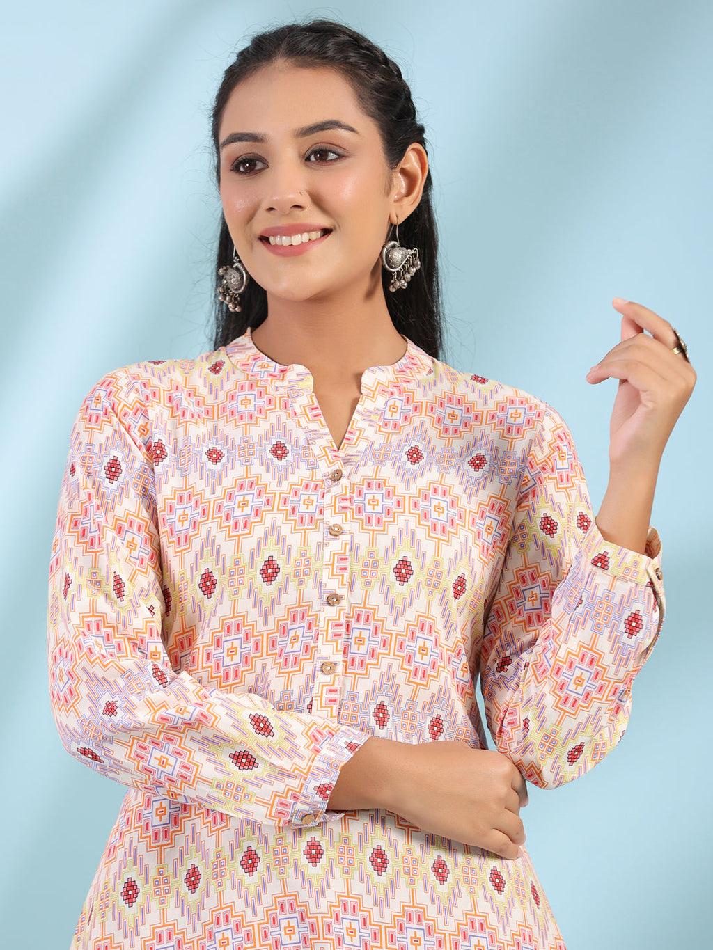 Juniper Women's The Crafted Geometrics Ivory Geometric Printed Rayon Tunic