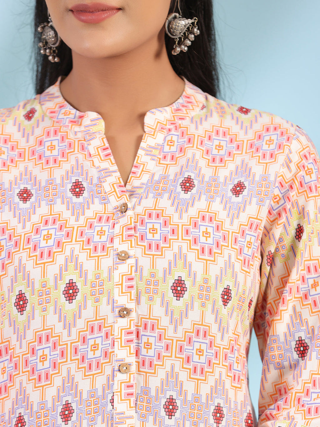 Juniper Women's The Crafted Geometrics Ivory Geometric Printed Rayon Tunic