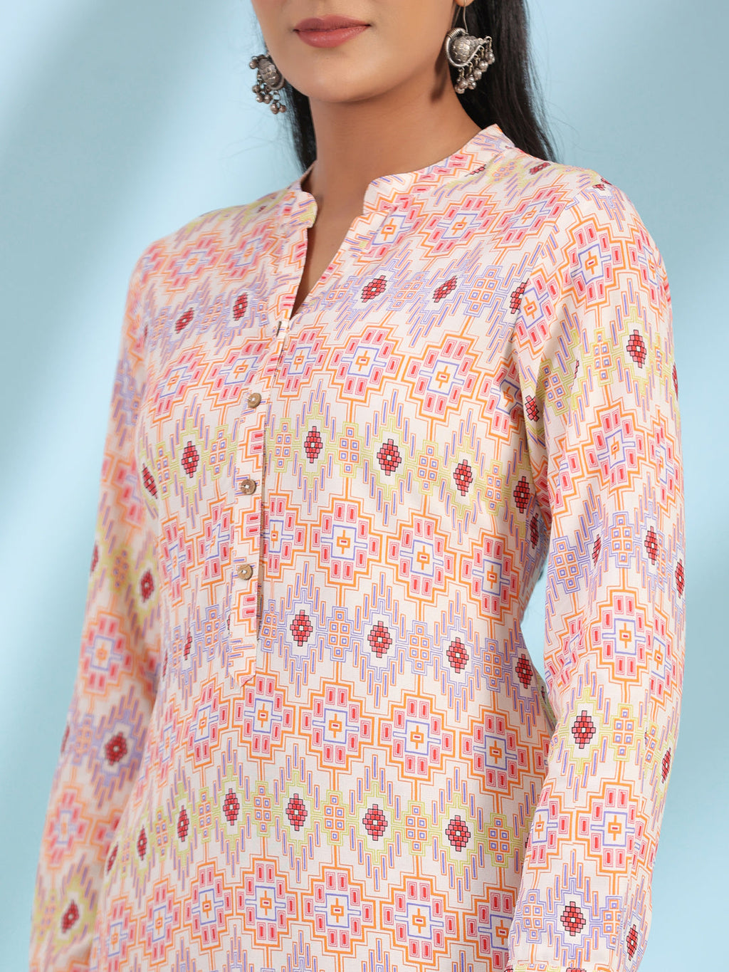 Juniper Women's The Crafted Geometrics Ivory Geometric Printed Rayon Tunic