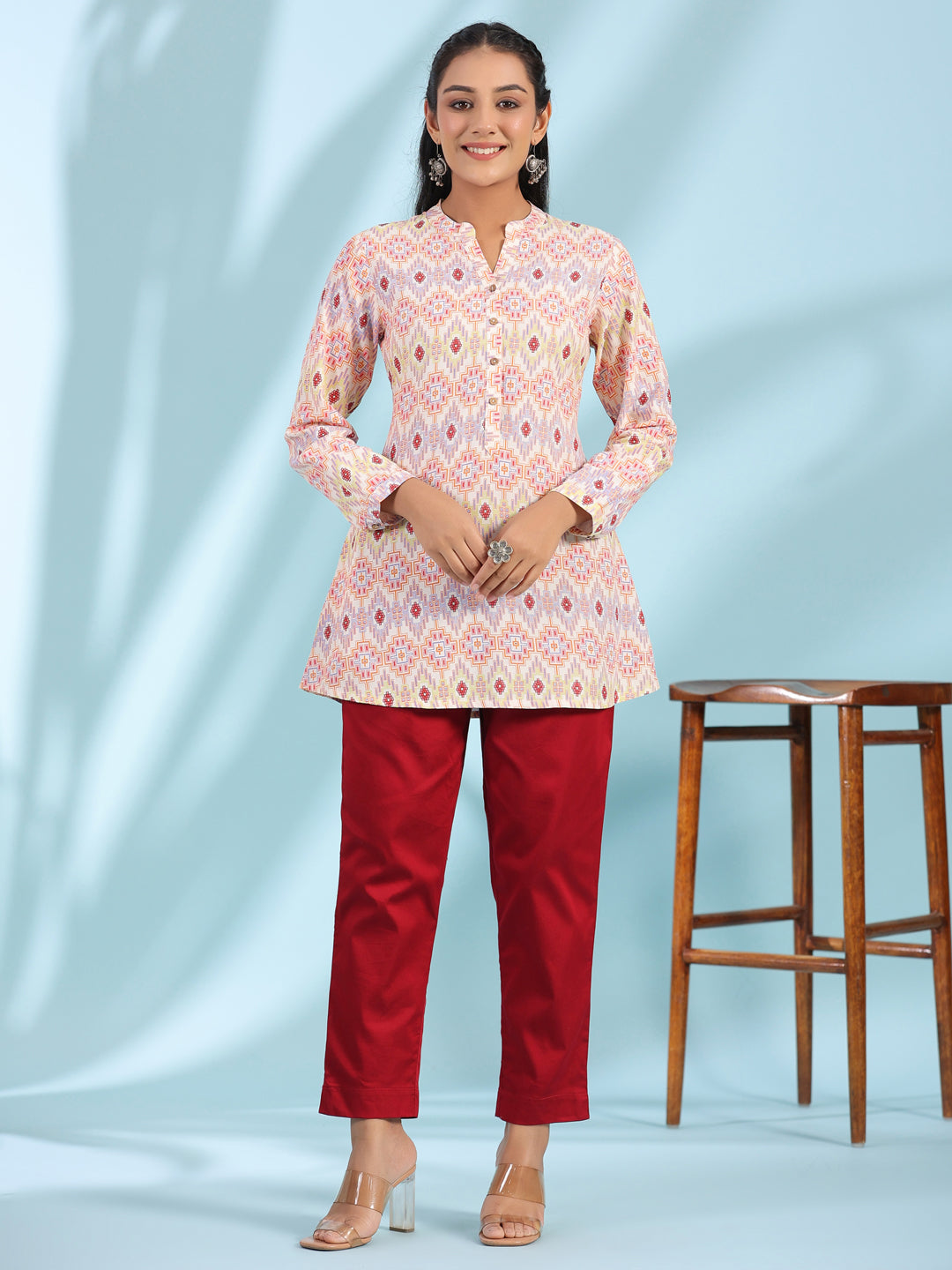 Juniper Women's The Crafted Geometrics Ivory Geometric Printed Rayon Tunic