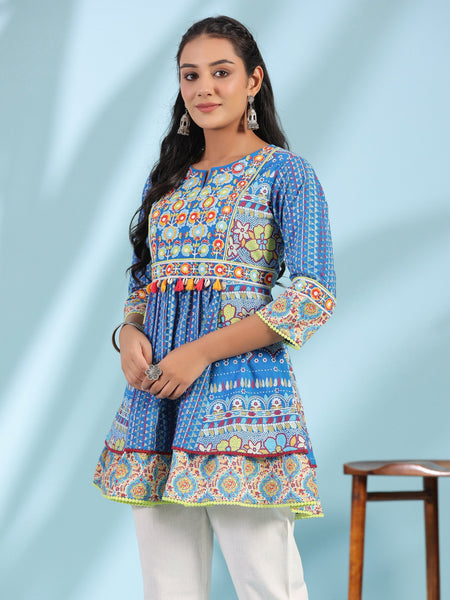 Juniper The Sujani Blue Floral Printed Pure Cotton Tunic With Thread Work