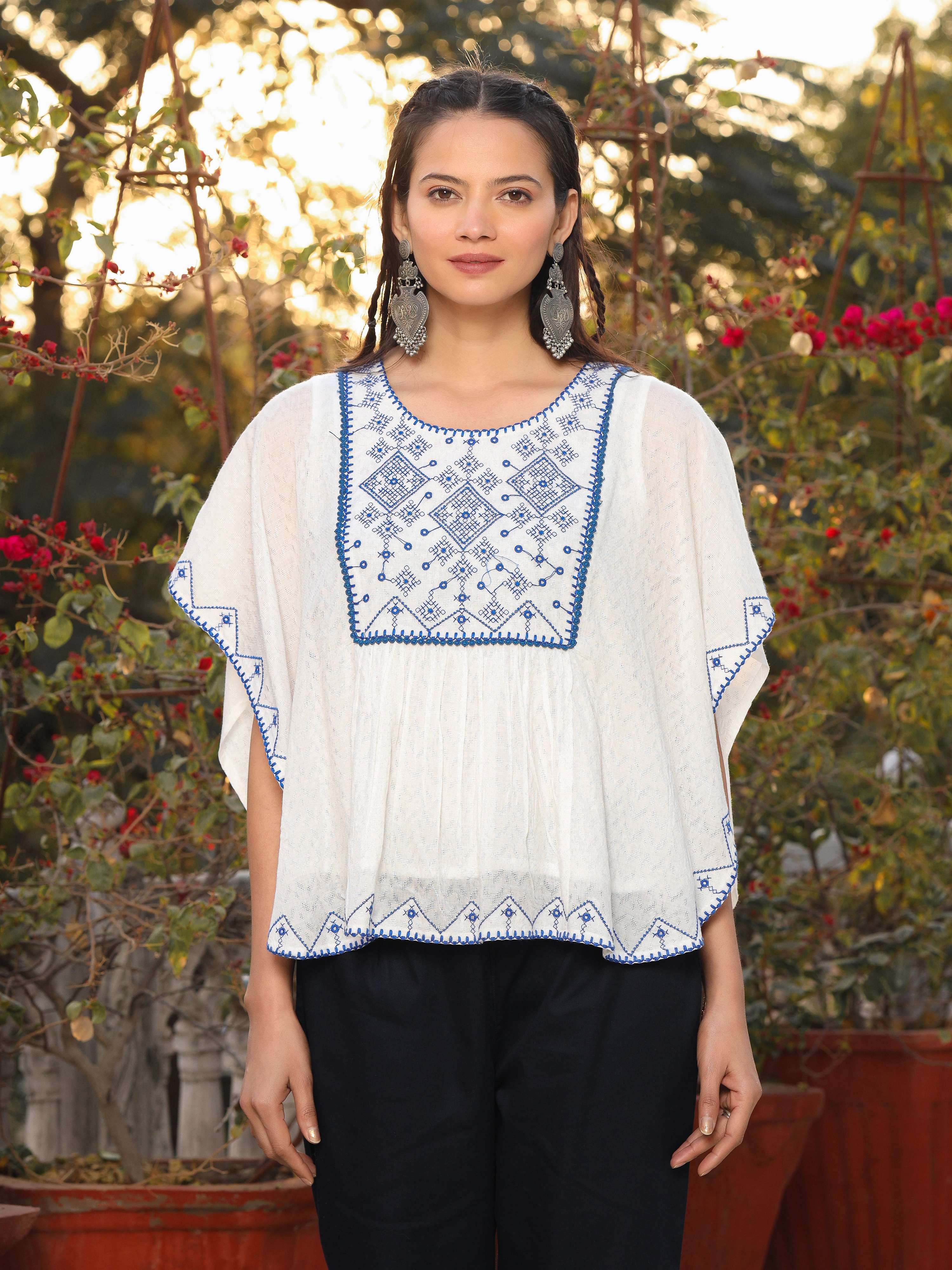 Juniper Women White Viscose Dobby Embroidered Tunic