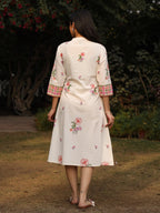 Juniper White Floral Printed A-Line Pleated Cotton Dress With Kantha Work & Tassels - Distacart