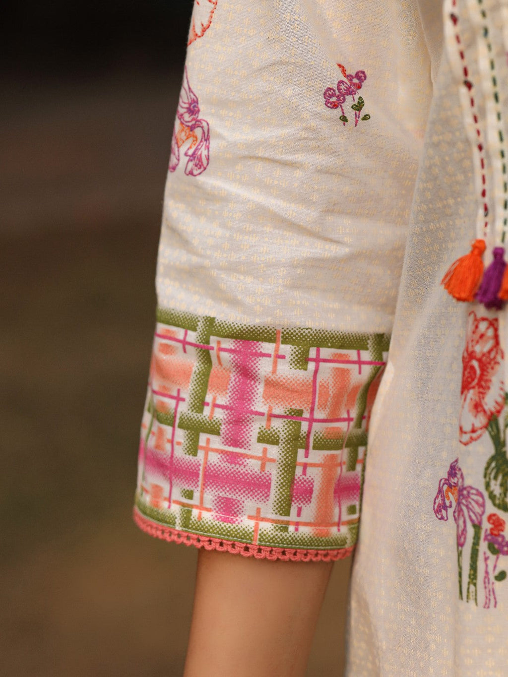 Juniper White Floral Printed A-Line Pleated Cotton Dress With Kantha Work & Tassels - Distacart