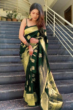 Vamika Weaving Banarasi Jacquard Green Kanjivaram Saree
