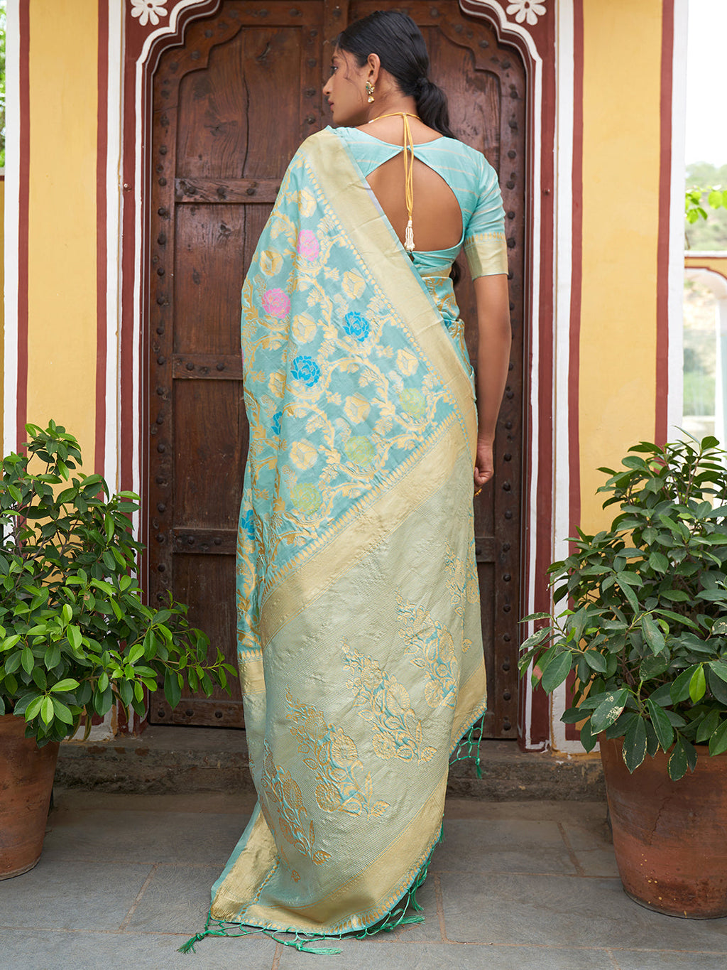 Janasya Sea Green Banarasi Silk Woven Floral Design Banarasi Saree