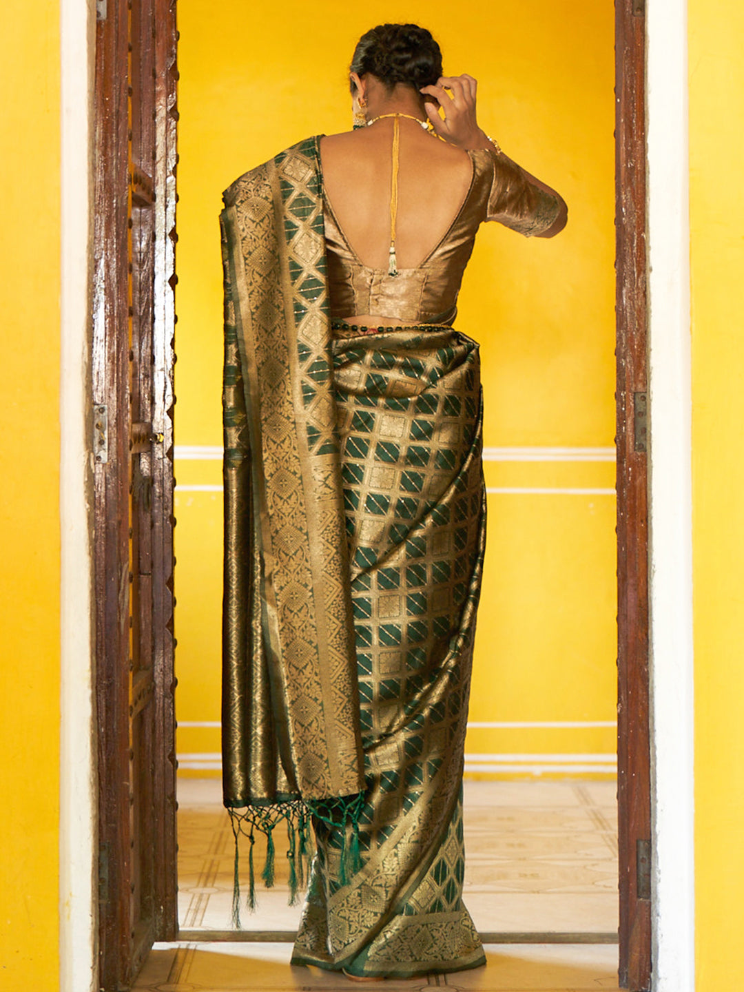 Janasya Dark Green Organza Woven Ethnic Motifs Kanjeevaram Saree - Distacart