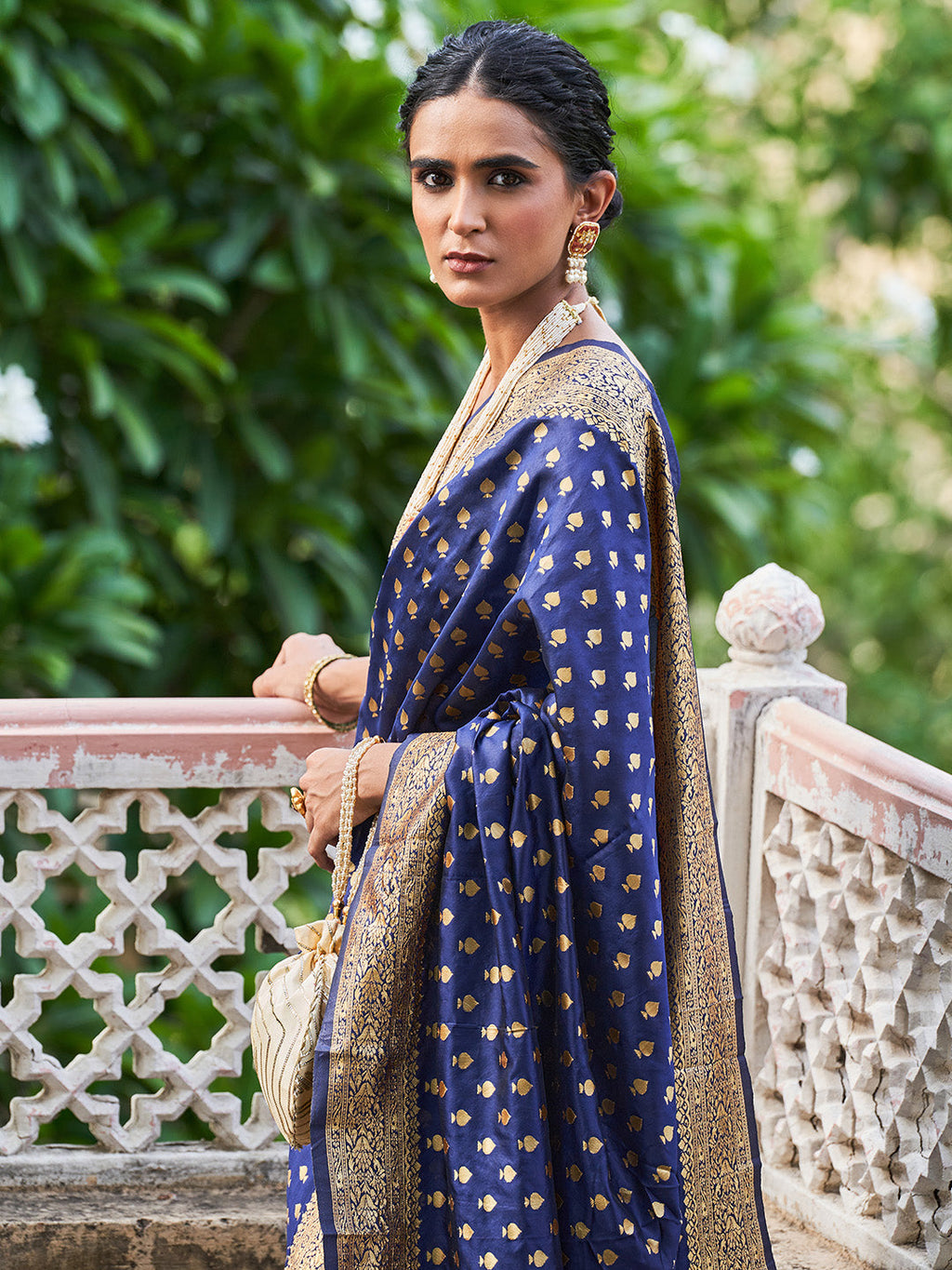 Janasya Navy Blue Banarasi Silk Ethnic Motifs Woven Design Saree
