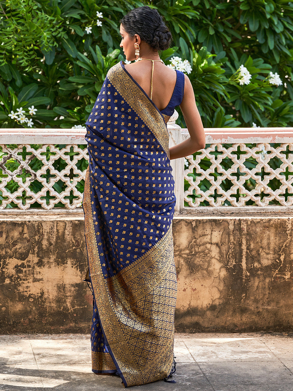 Janasya Navy Blue Banarasi Silk Ethnic Motifs Woven Design Saree