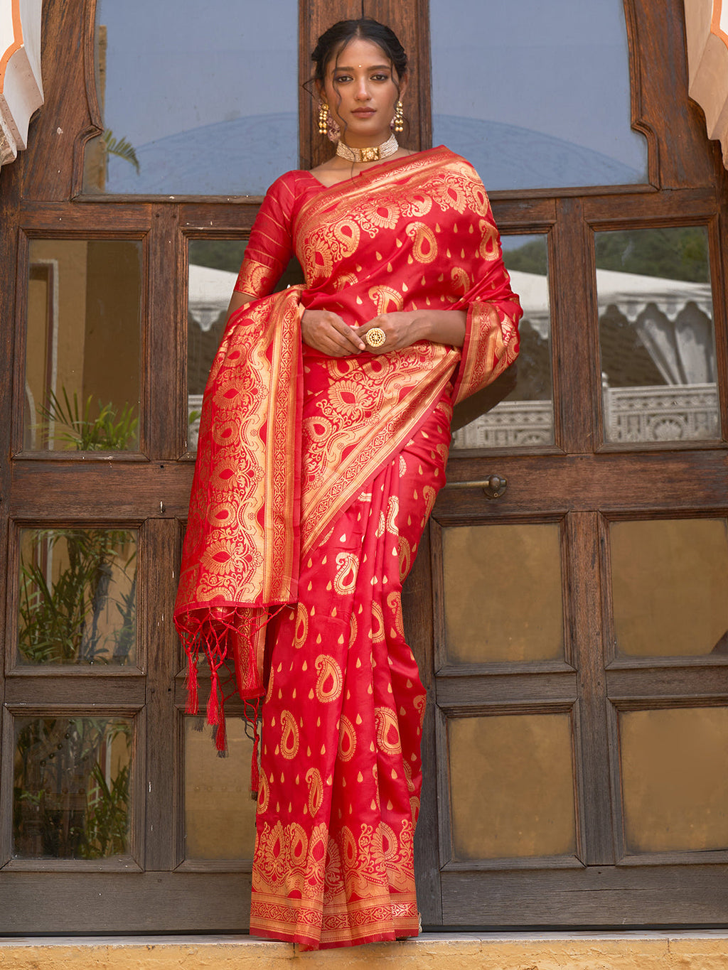 Janasya Red Banarasi Silk Paisley Woven Design Saree