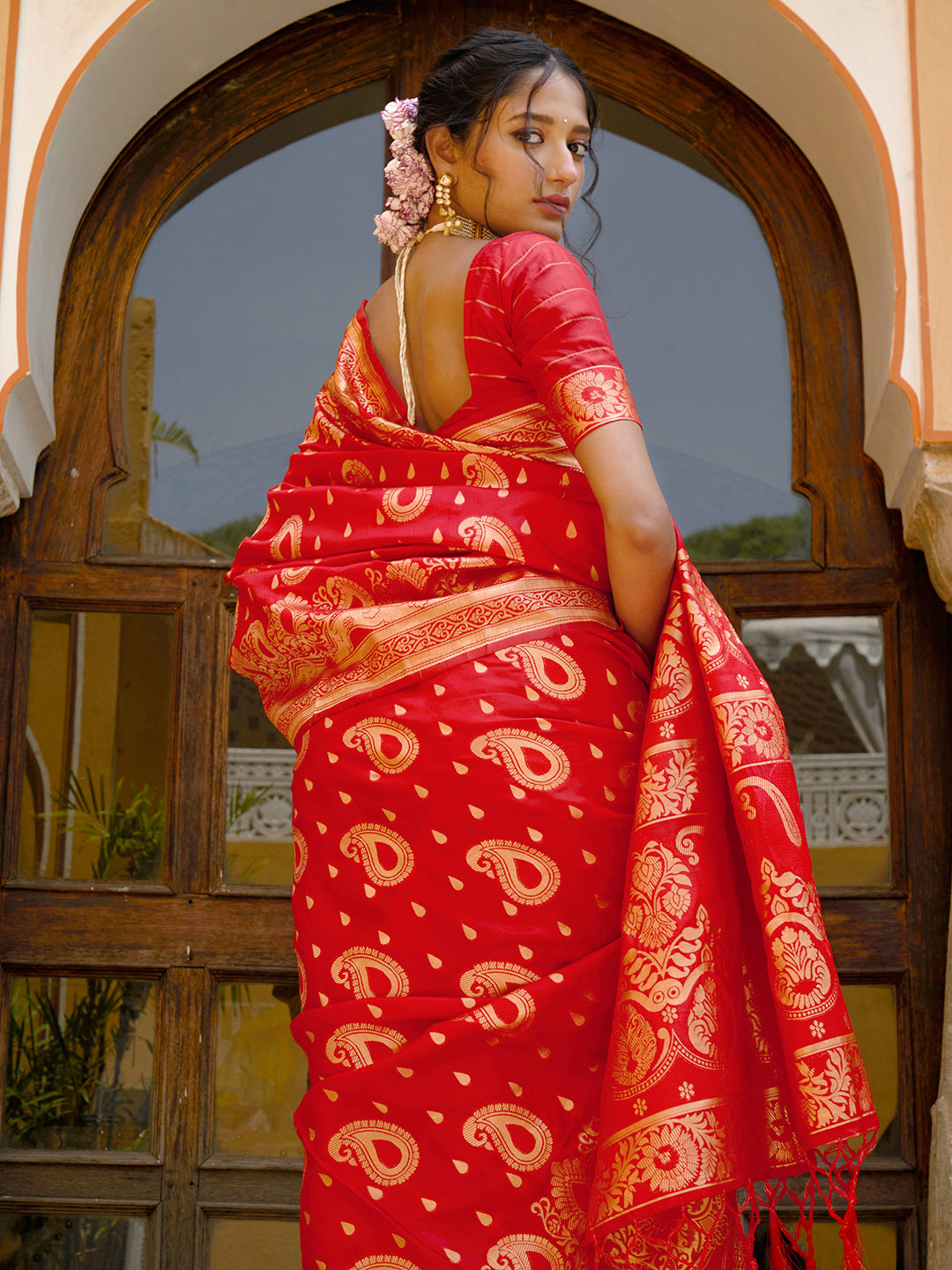 Janasya Red Banarasi Silk Paisley Woven Design Saree