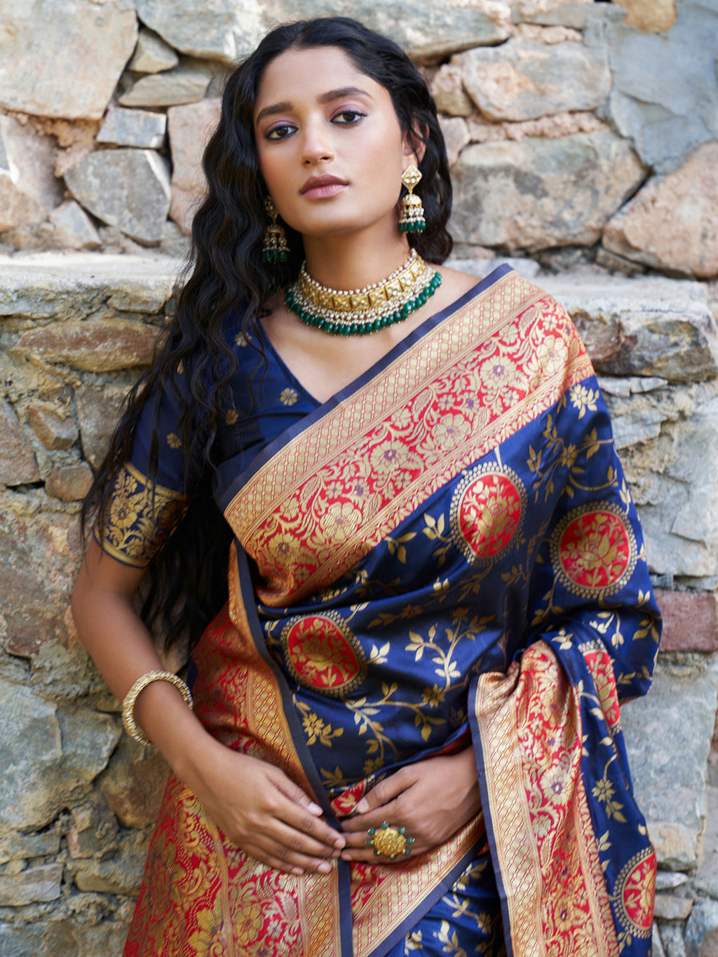Janasya Navy Blue Silk Blend Woven Jaal Motif Woven Design Saree - Distacart
