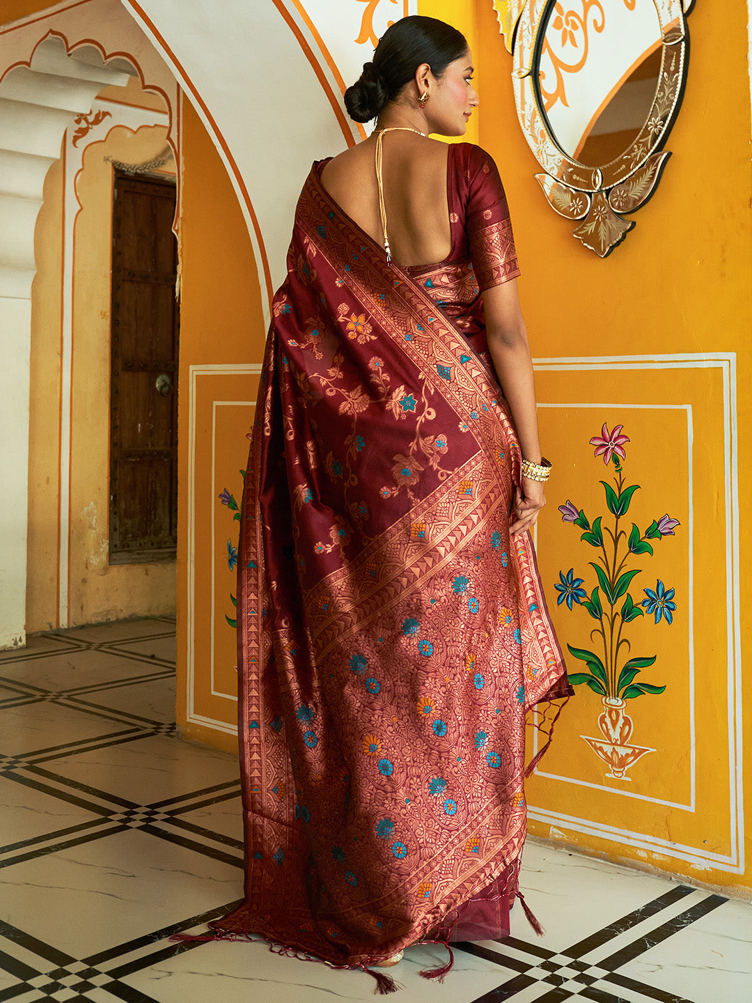 Janasya Maroon Banarasi Silk Woven Dual Tone Floral Design Banarasi Silk Saree