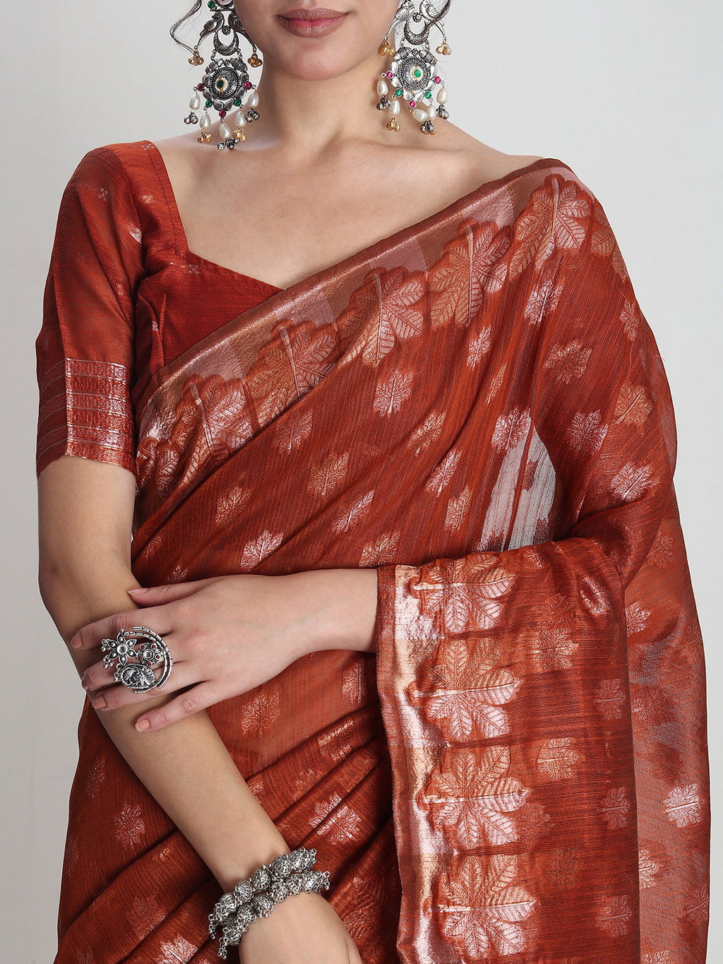 Janasya Rust Linen Blend Floral Jacquard Saree - Distacart