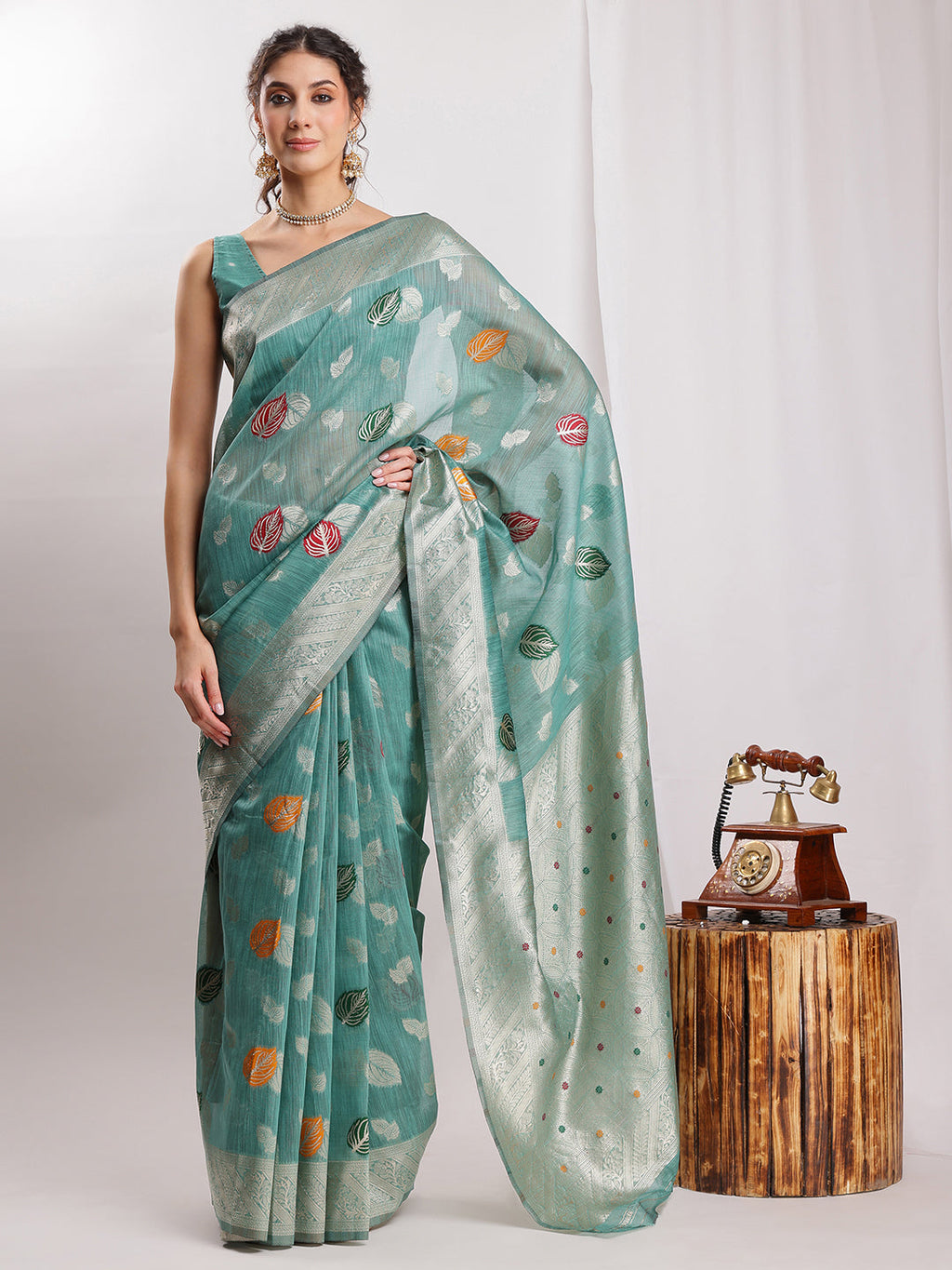 Janasya Sea Green Linen Blend Floral Jacquard Saree - Distacart