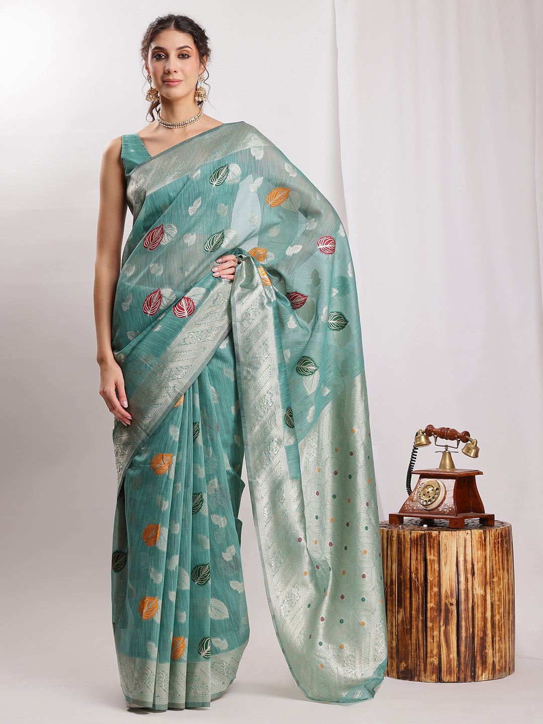Janasya Sea Green Linen Blend Floral Jacquard Saree - Distacart
