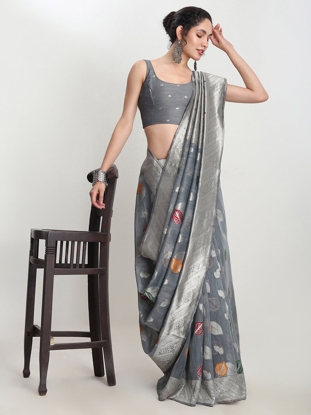 Janasya Grey Linen Blend Floral Jacquard Saree - Distacart