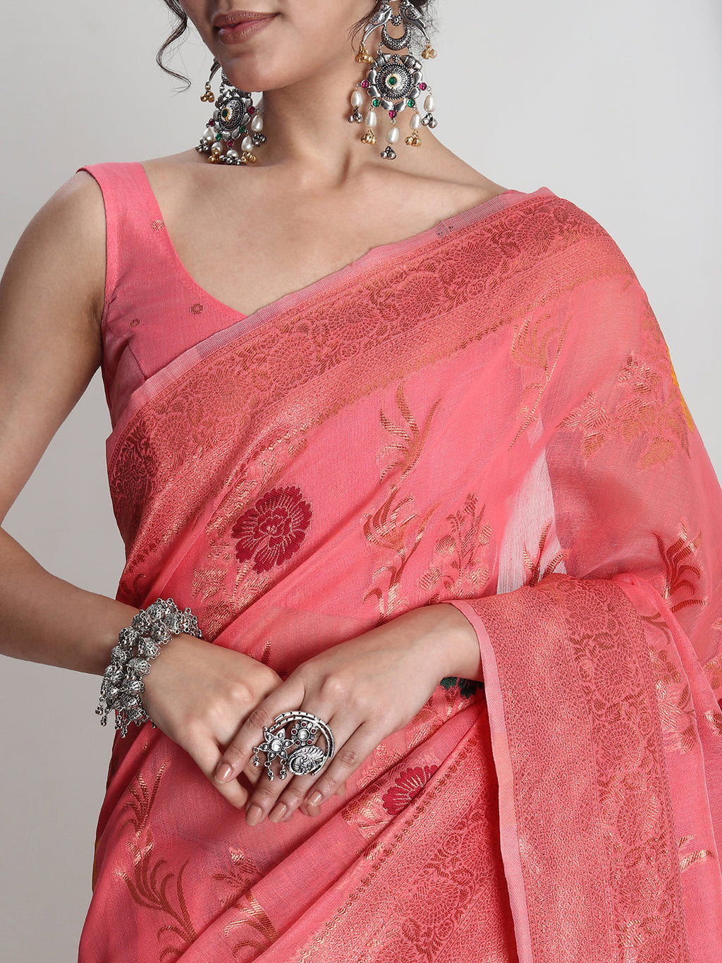 Janasya Peach Linen Blend Floral Jacquard Saree - Distacart