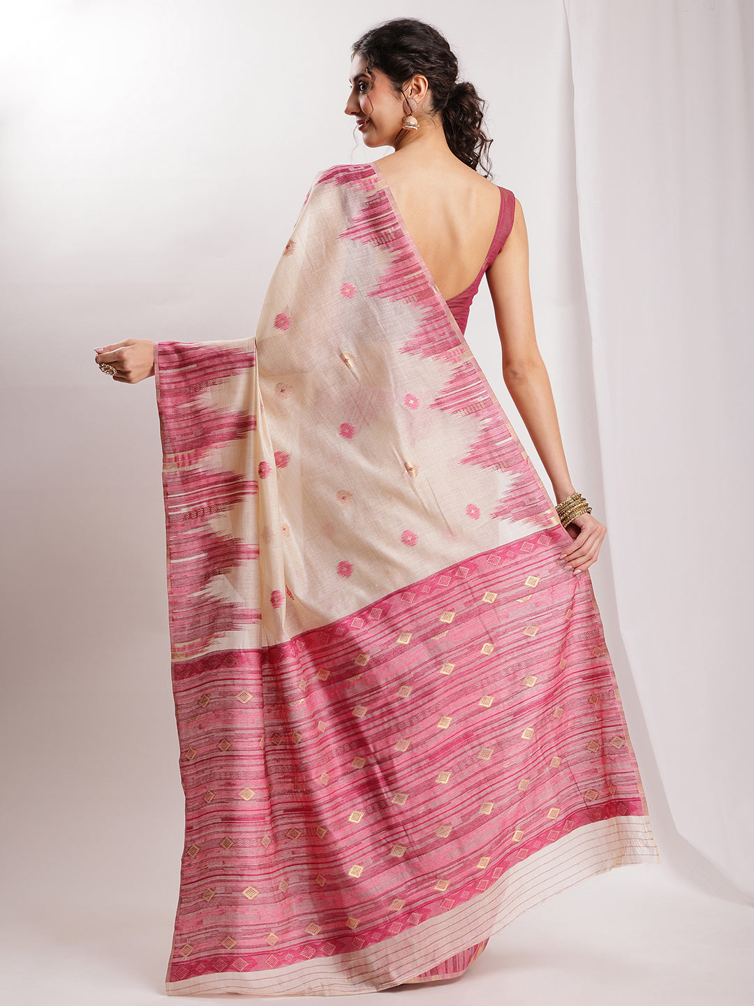 Janasya Beige Silk Blend Ikkat Jacquard Saree - Distacart