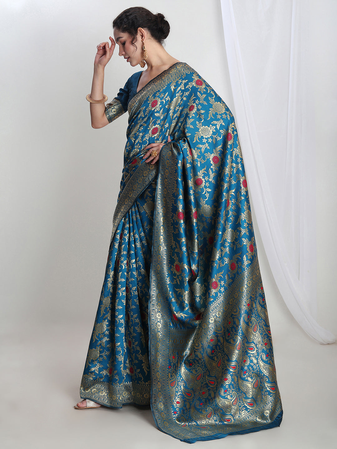 Janasya Blue Silk Blend Floral Jacquard Saree - Distacart