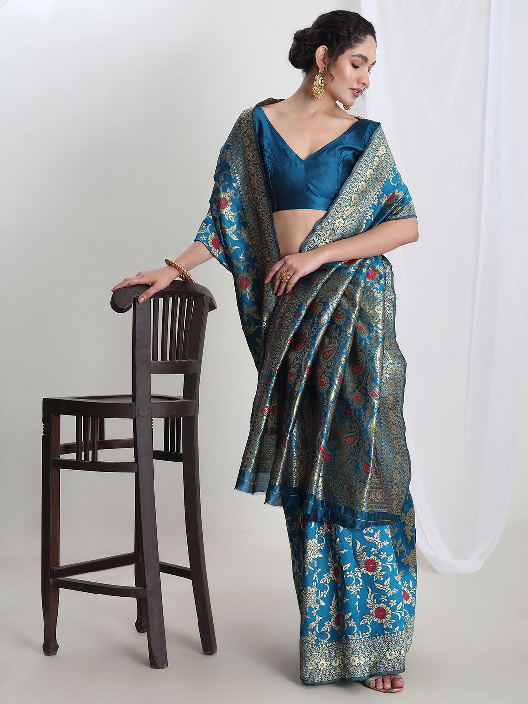 Janasya Blue Silk Blend Floral Jacquard Saree - Distacart
