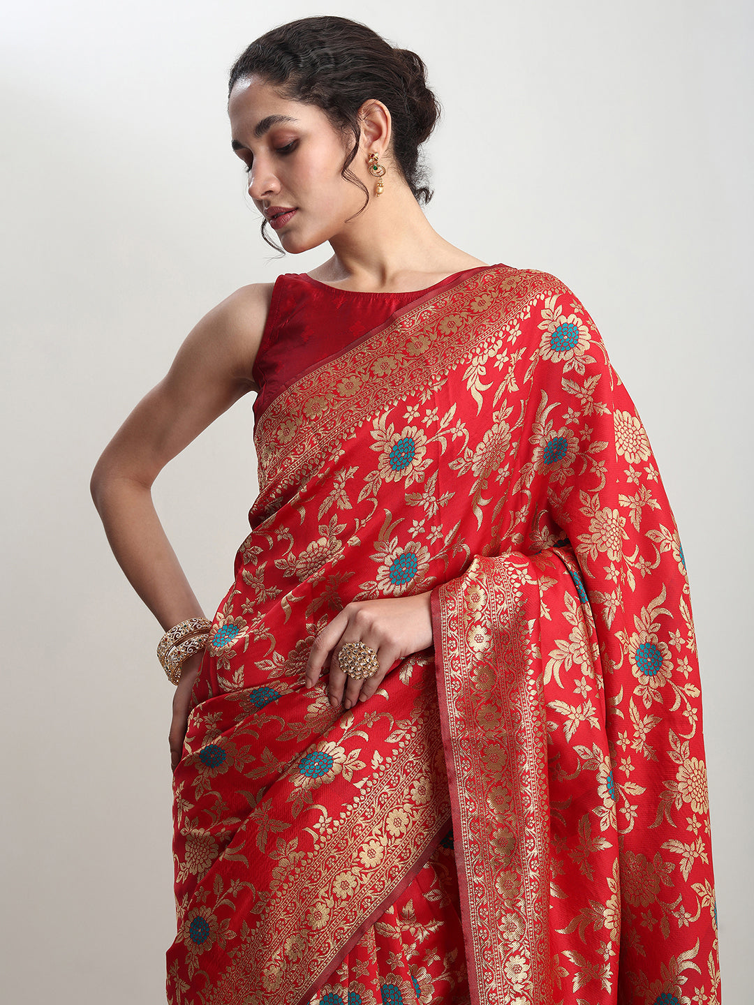 Janasya Red Silk Blend Floral Jacquard Saree - Distacart