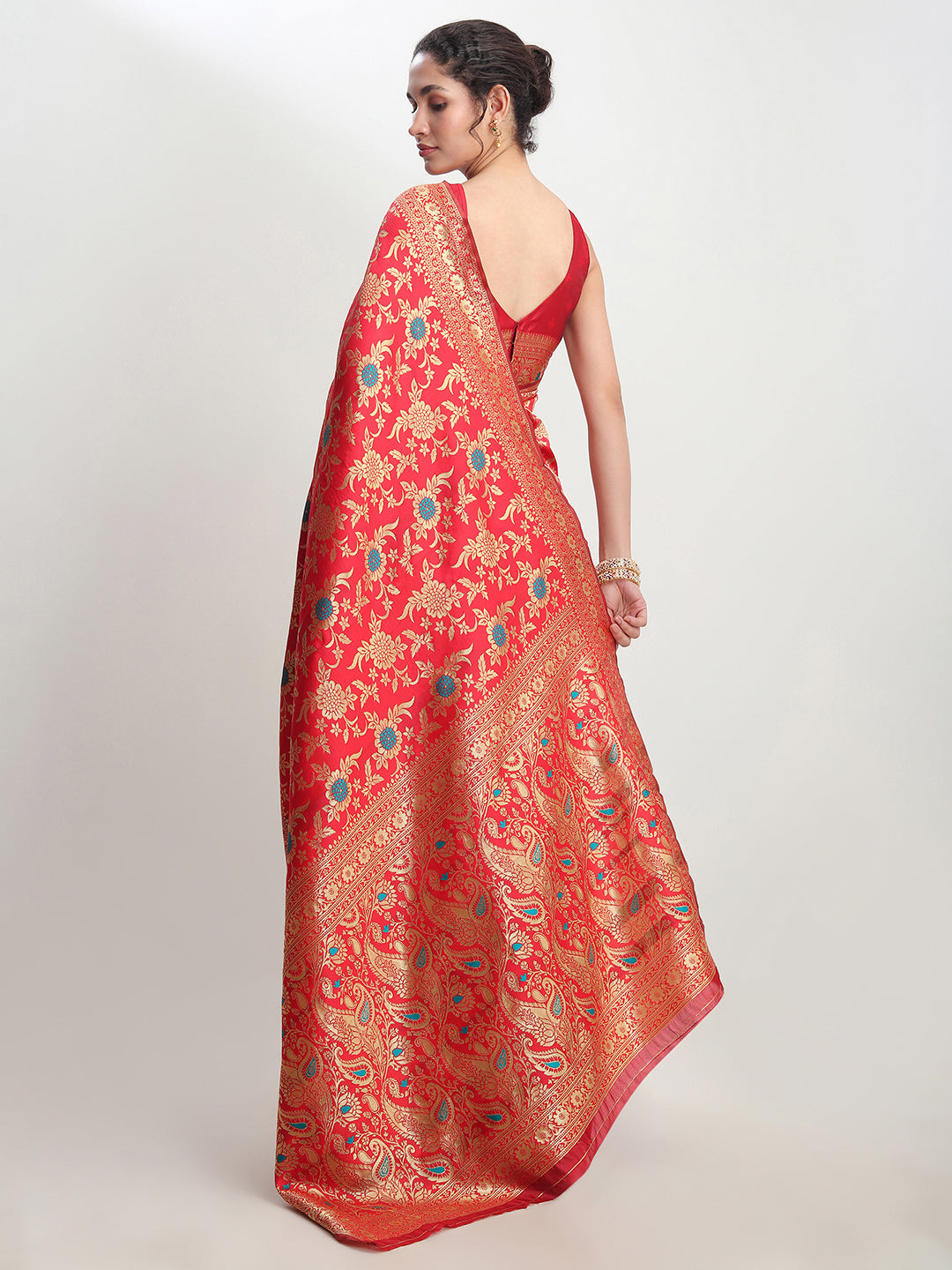 Janasya Red Silk Blend Floral Jacquard Saree - Distacart