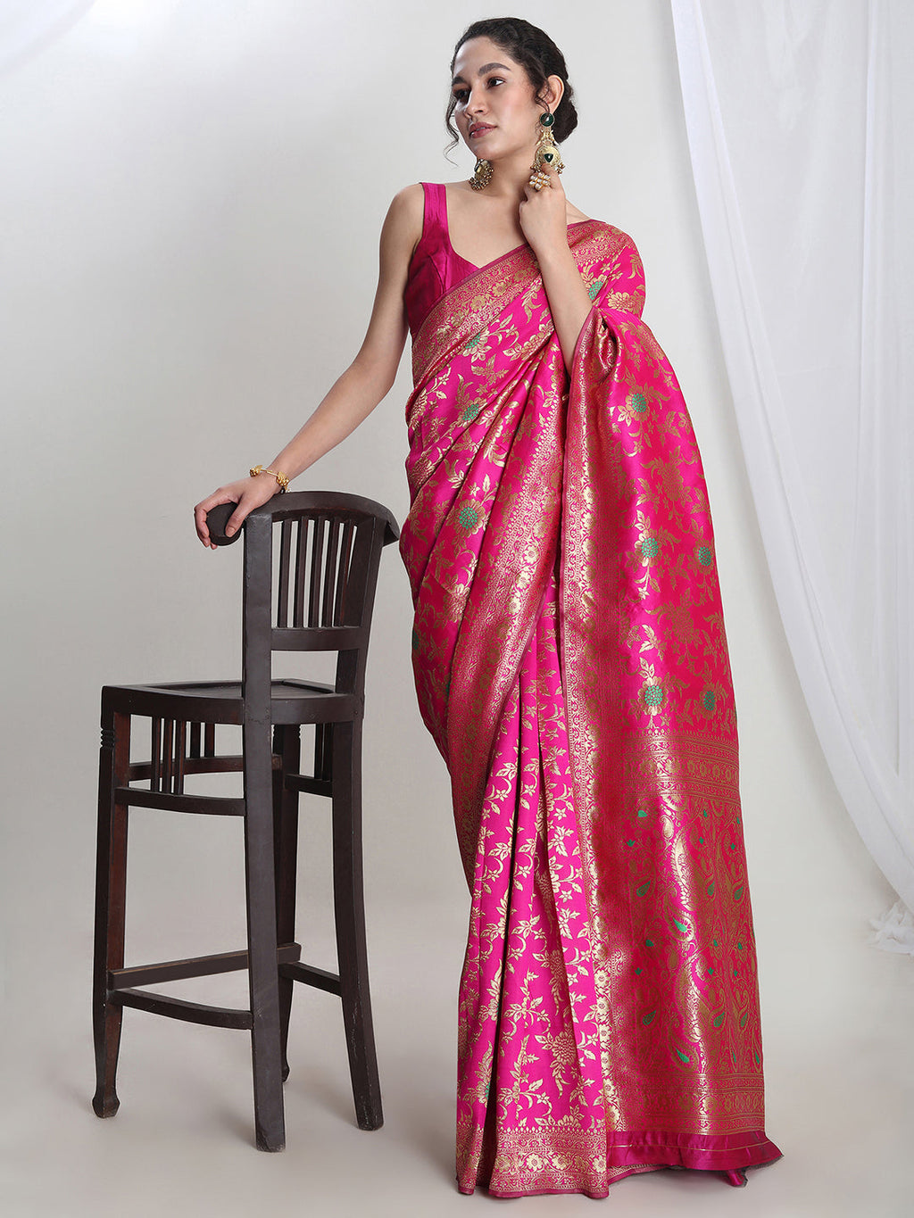 Janasya Pink Silk Blend Floral Jacquard Saree - Distacart