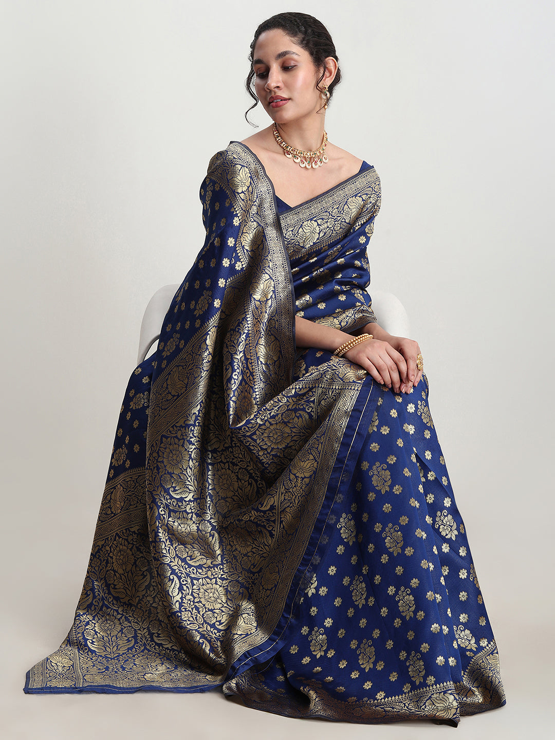 Janasya Blue Silk Blend Floral Jacquard Saree - Distacart