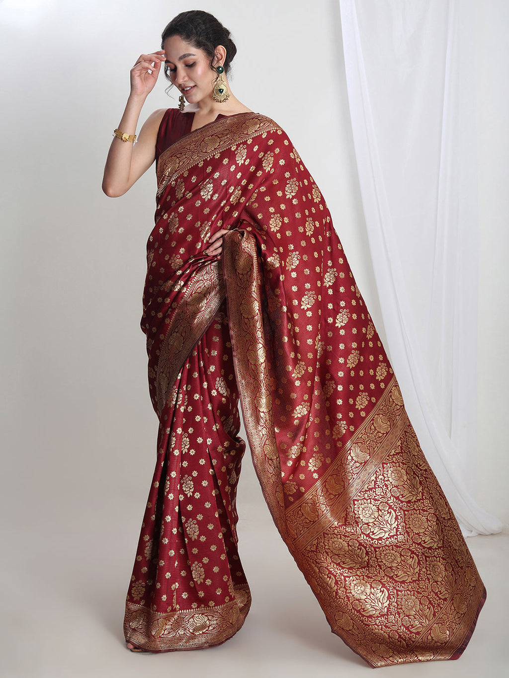 Janasya Maroon Silk Blend Floral Jacquard Saree - Distacart