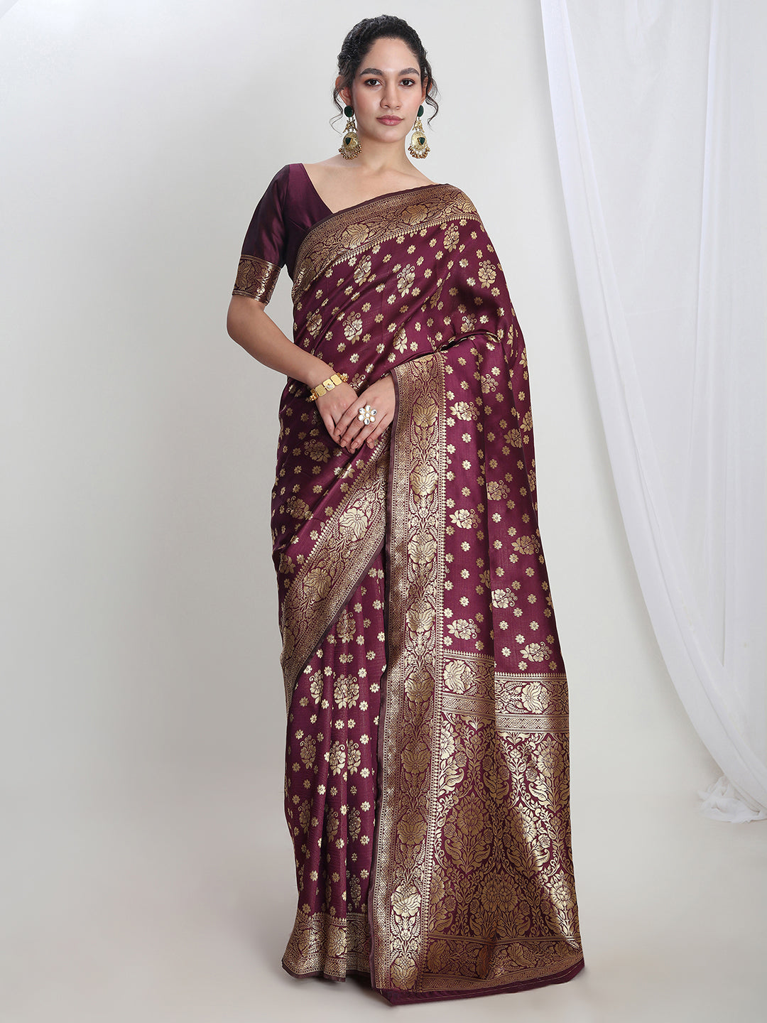 Janasya Purple Silk Blend Floral Jacquard Saree - Distacart
