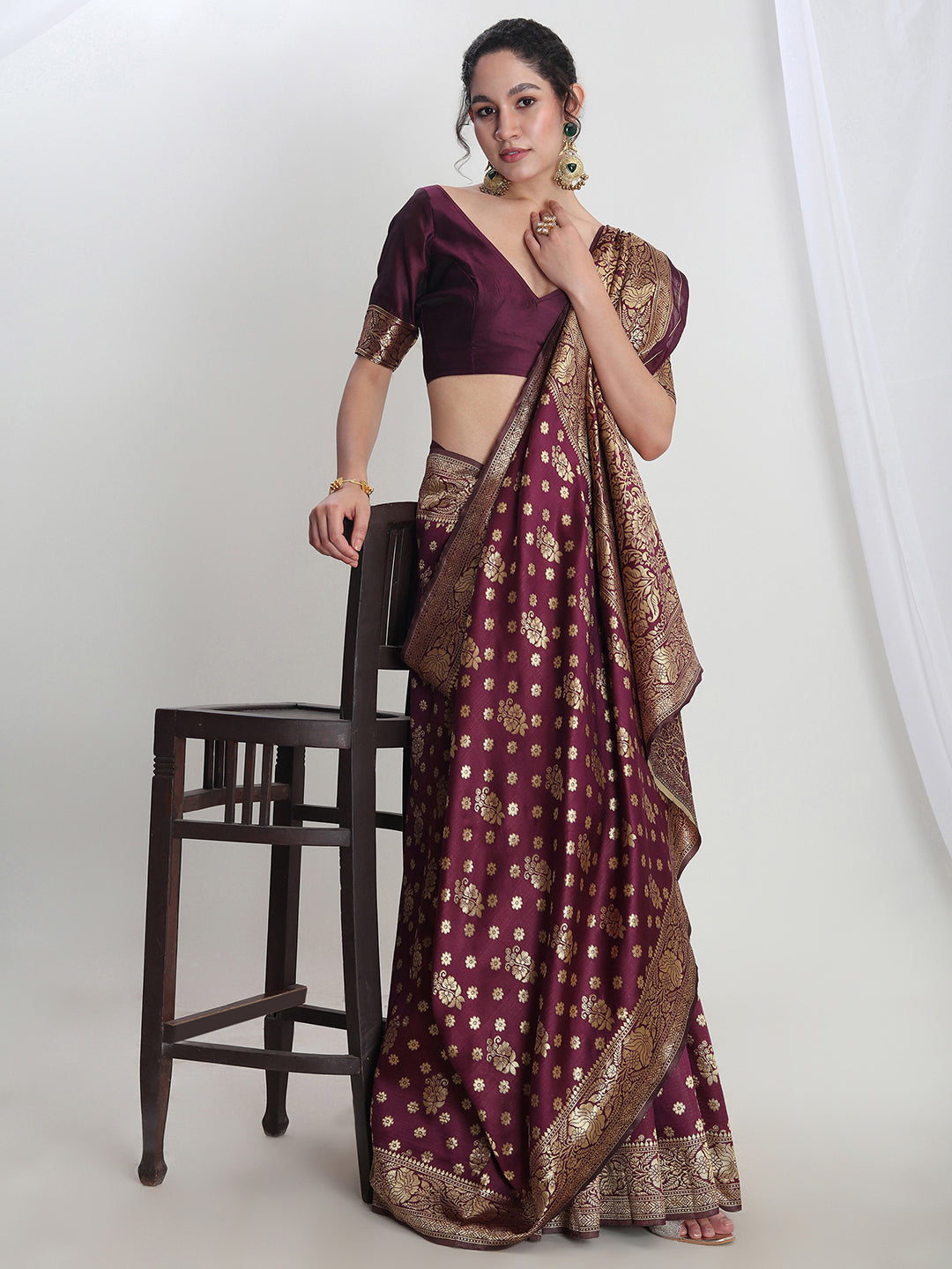 Janasya Purple Silk Blend Floral Jacquard Saree - Distacart