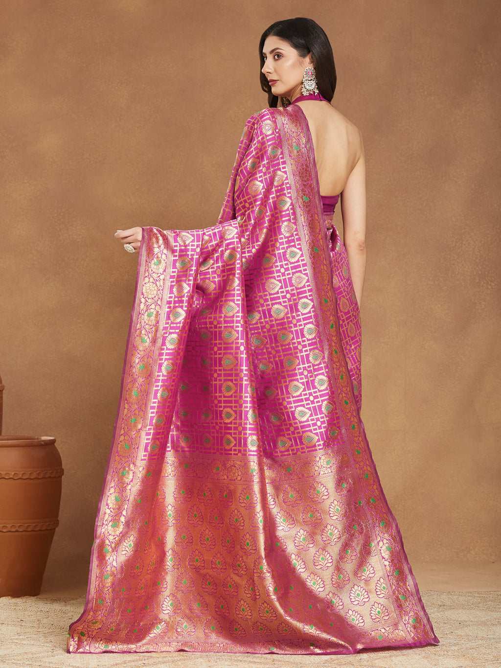 Janasya Pink Silk Blend Ethnic Motifs Jacquard Saree - Distacart