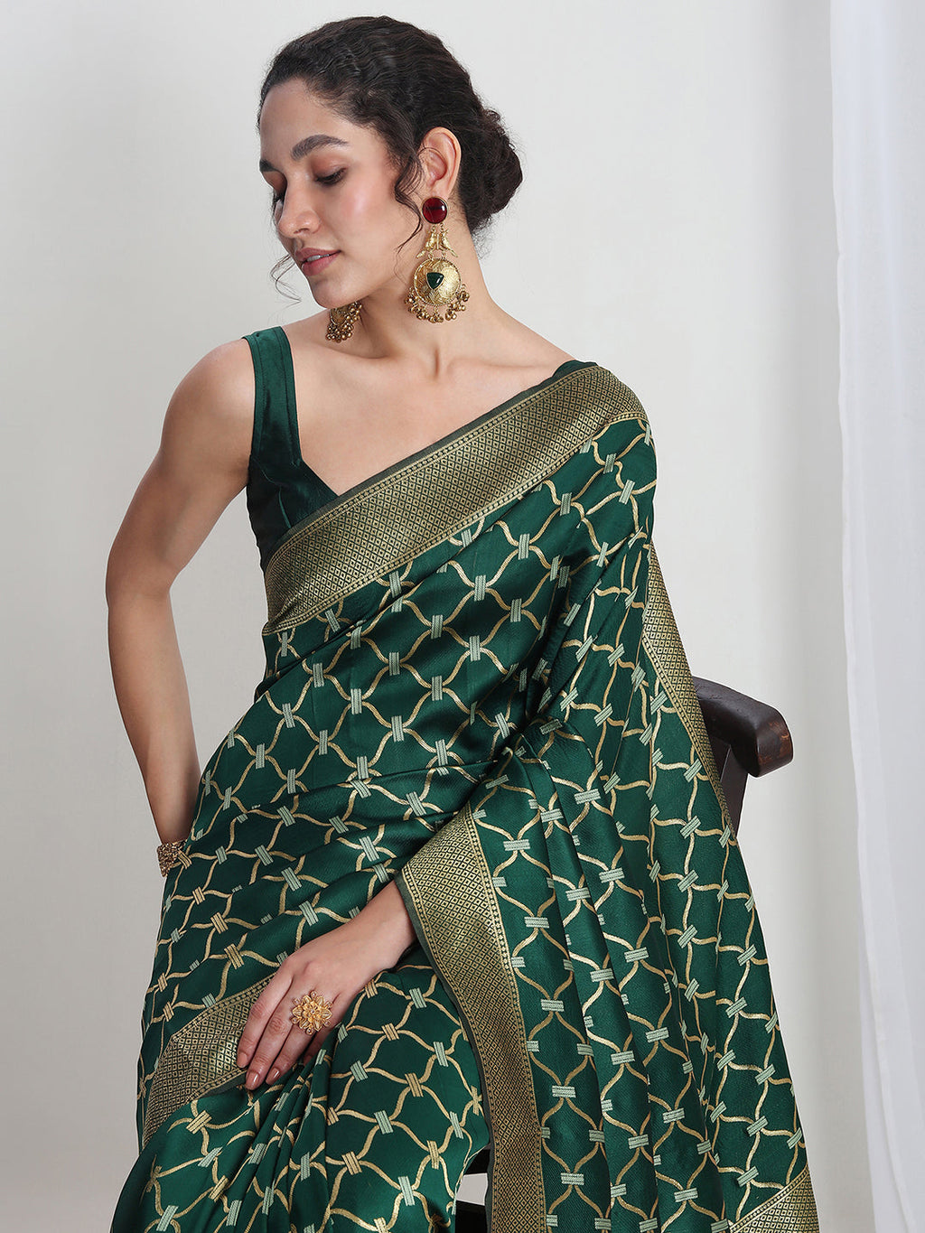 Janasya Green Silk Blend Ethnic Printed Jacquard Saree - Distacart