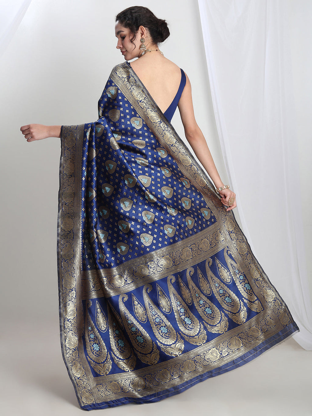 Janasya Blue Silk Blend Ethnic Motifs Jacquard Saree - Distacart