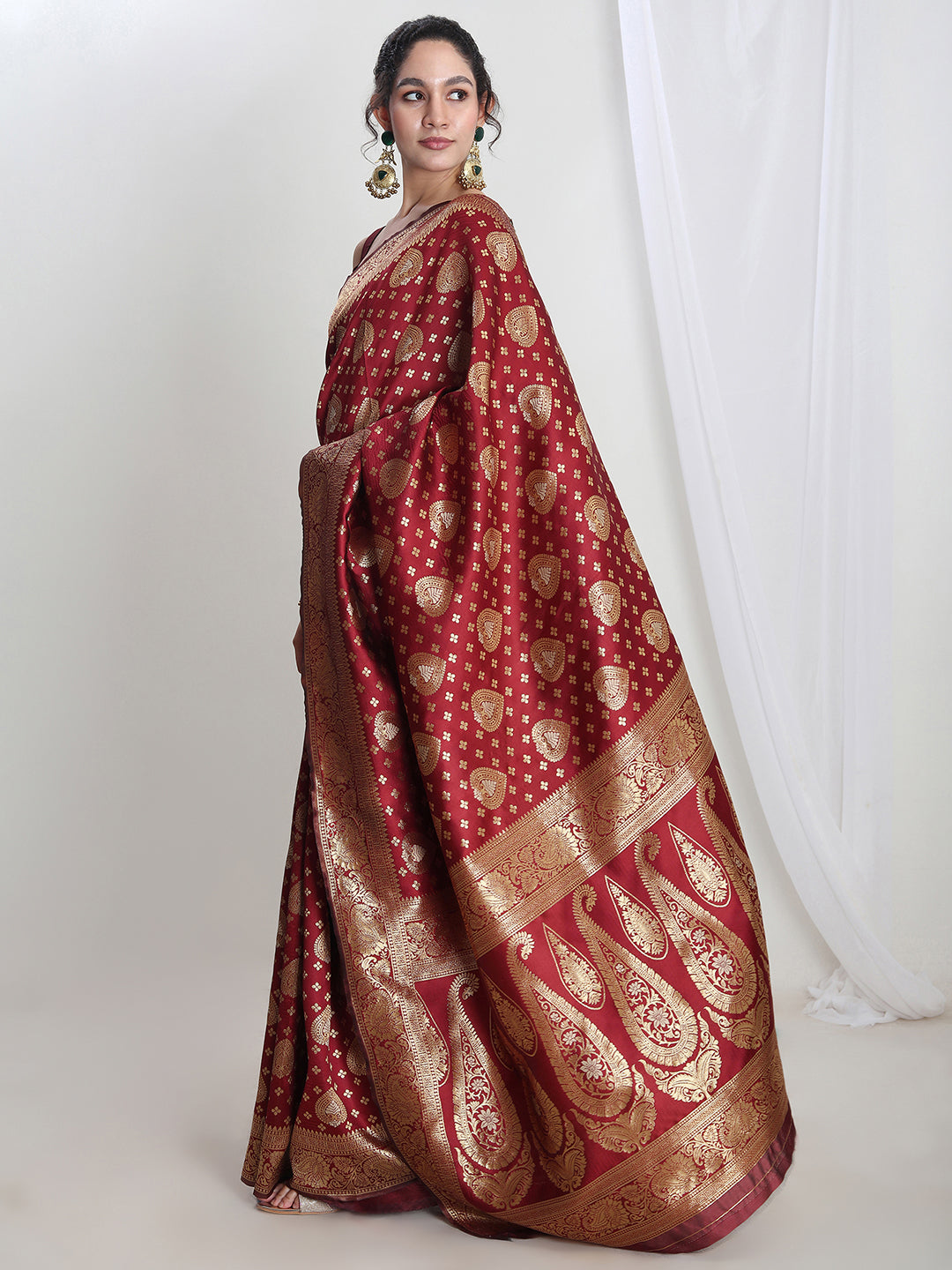 Janasya Maroon Silk Blend Ethnic Motifs Jacquard Saree - Distacart