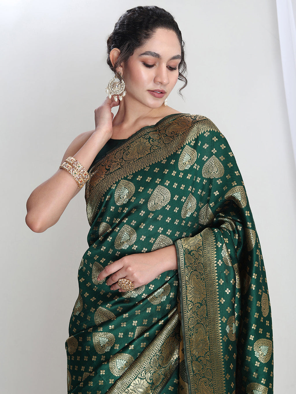 Janasya Green Silk Blend Ethnic Motifs Jacquard Saree - Distacart
