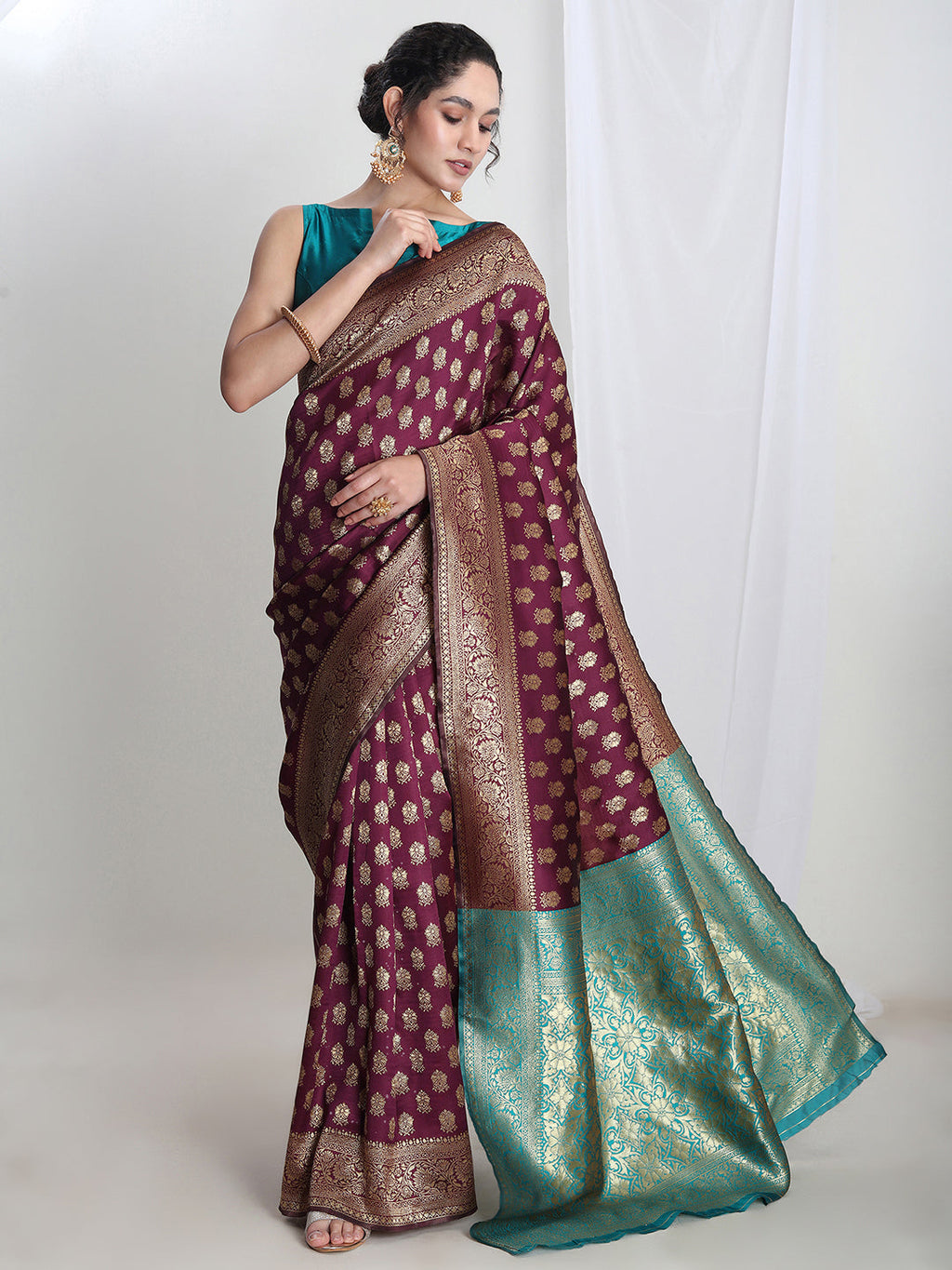 Janasya Purple Silk Blend Ethnic Motifs Jacquard Saree - Distacart