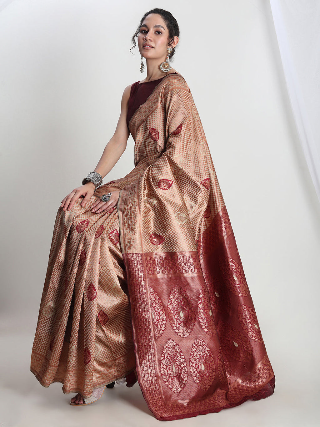 Janasya Beige Silk Blend Ethnic Printed Jacquard Saree - Distacart