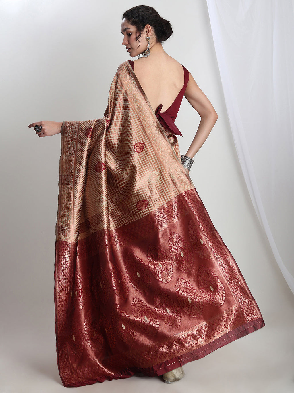 Janasya Beige Silk Blend Ethnic Printed Jacquard Saree - Distacart