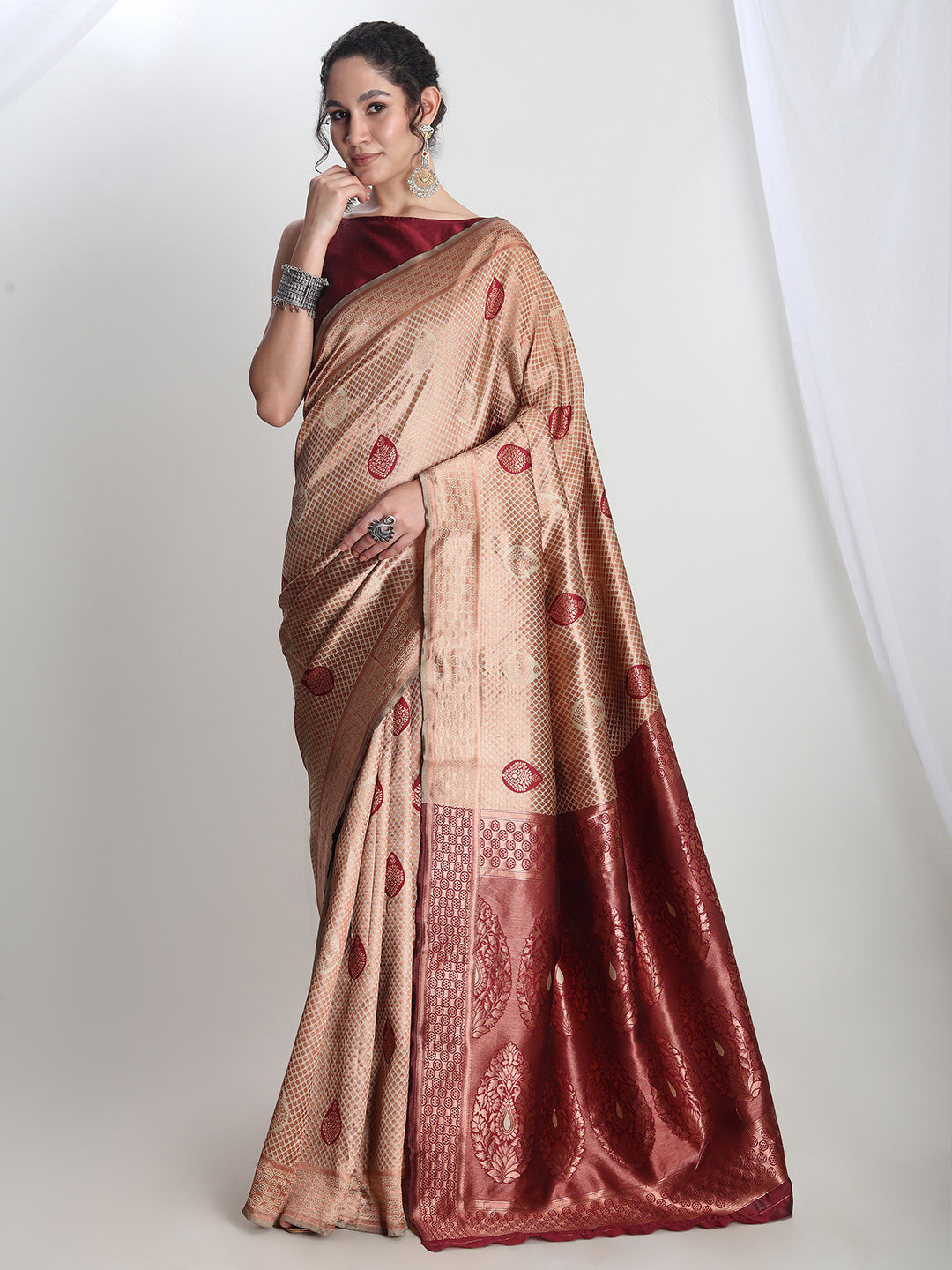 Janasya Beige Silk Blend Ethnic Printed Jacquard Saree - Distacart