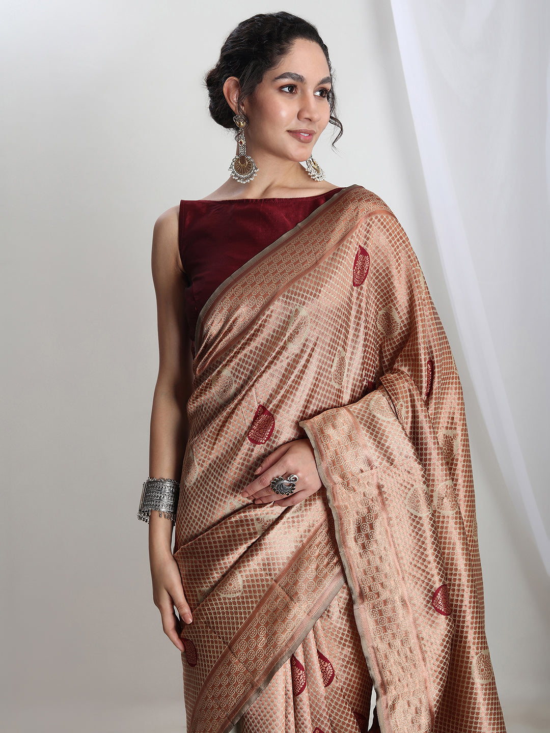 Janasya Beige Silk Blend Ethnic Printed Jacquard Saree - Distacart
